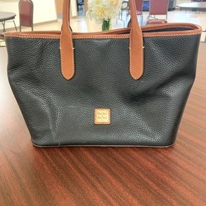 Dooney and Bourke Pebble Grain leather bag